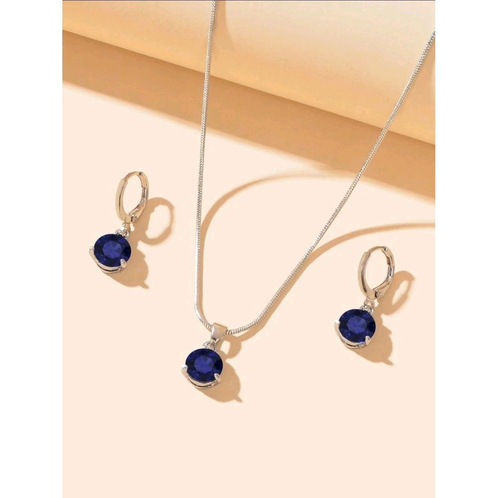 Elegant Silver Jewelry Set with Blue Sapphire Stones